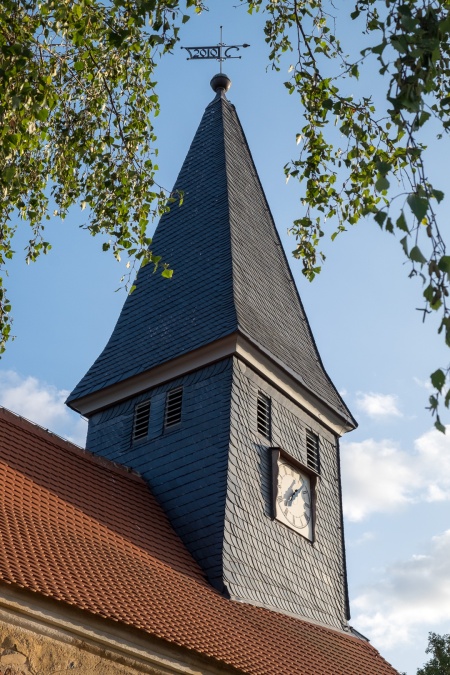 Kirche Selben. Neue Turmuhr. (09/2018)